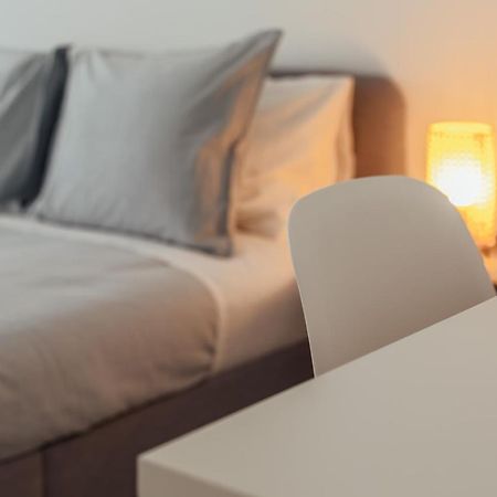 Elegant 3 Bedroom Apt - City Centre - Garage - Metro Lisboa Extérieur photo