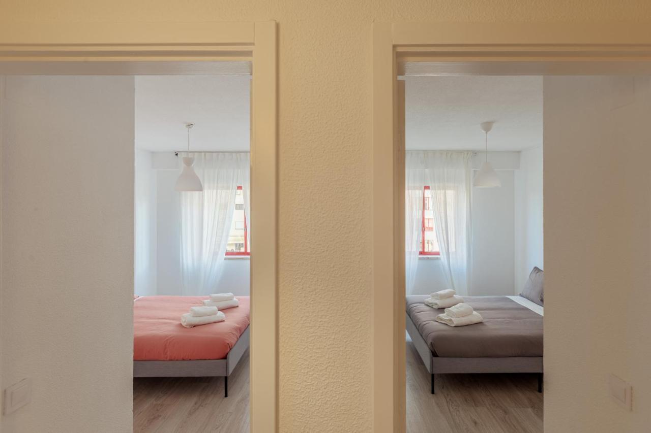Elegant 3 Bedroom Apt - City Centre - Garage - Metro Lisboa Extérieur photo