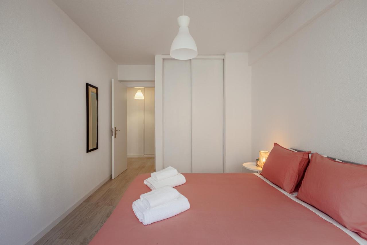 Elegant 3 Bedroom Apt - City Centre - Garage - Metro Lisboa Extérieur photo